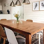 Lovely In Krems Iiwarderbrueck Tatil Evi Gols