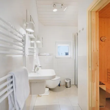 Сasa de vacaciones Lovely In Krems Iiwarderbrueck With Sauna Gols